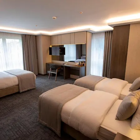 Szálloda The 4*